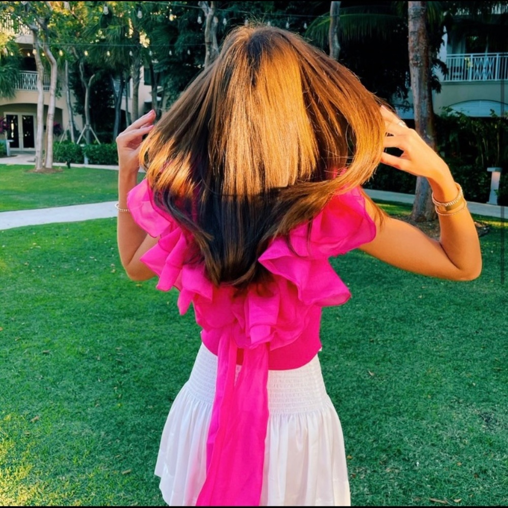 Pink ruffle top!